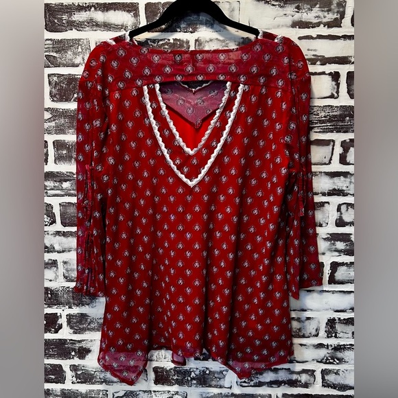 Skye's the Limit Modern Boho Whimsical Artsy Print Red Mesh Blouse Size XL - Picture 3 of 8